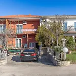 Tinka, No 12 * Starigrad Paklenica