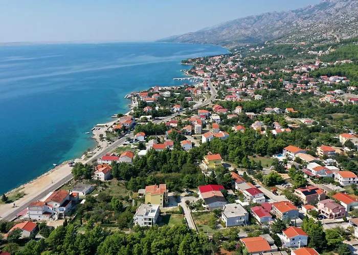 Tinka, No 12 * Starigrad Paklenica