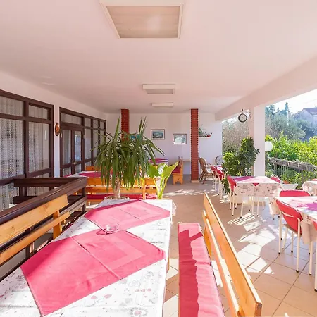 Apartment Tinka, No 12 Starigrad Paklenica